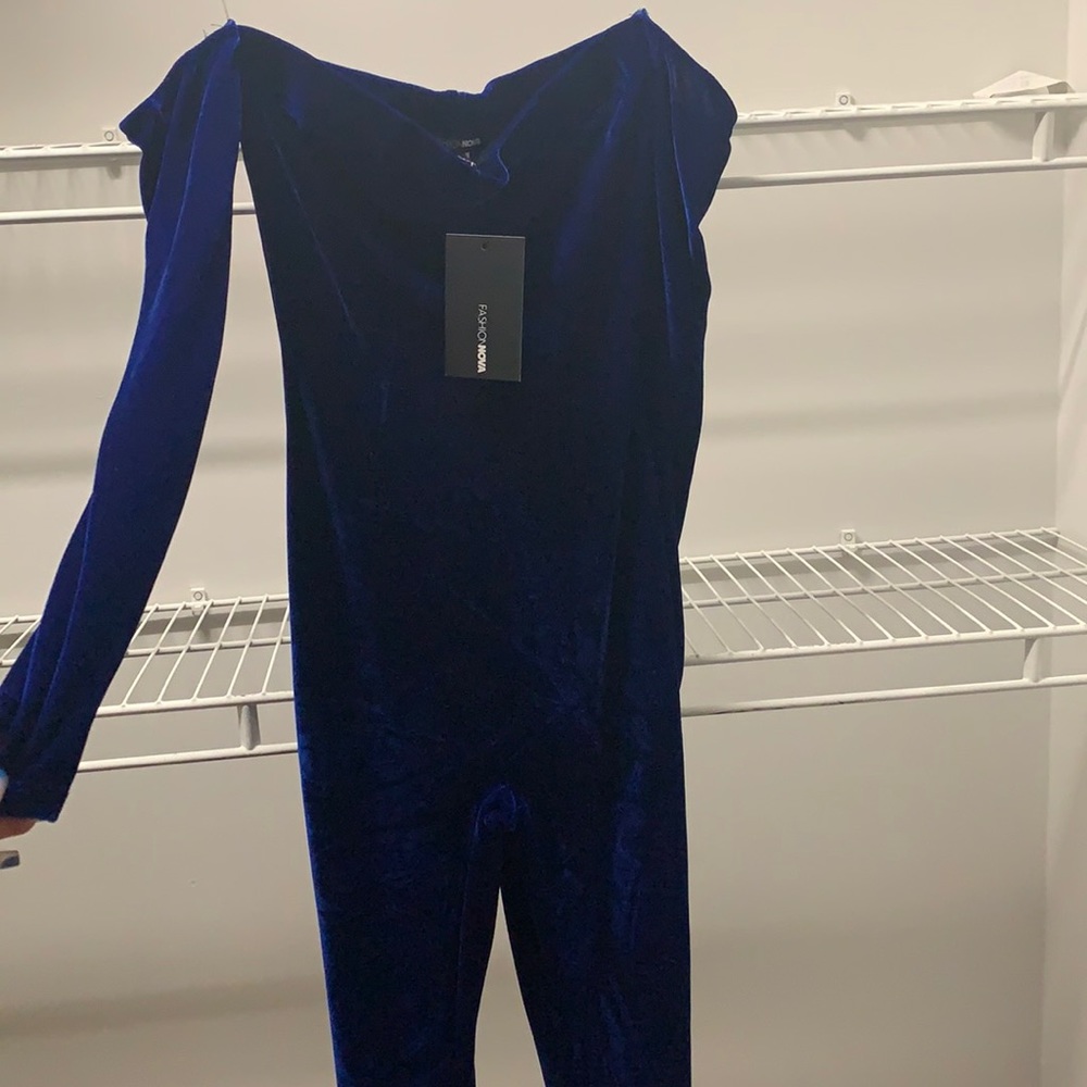 FASHIONNOVA::Royal Blue Velvet Catsuit